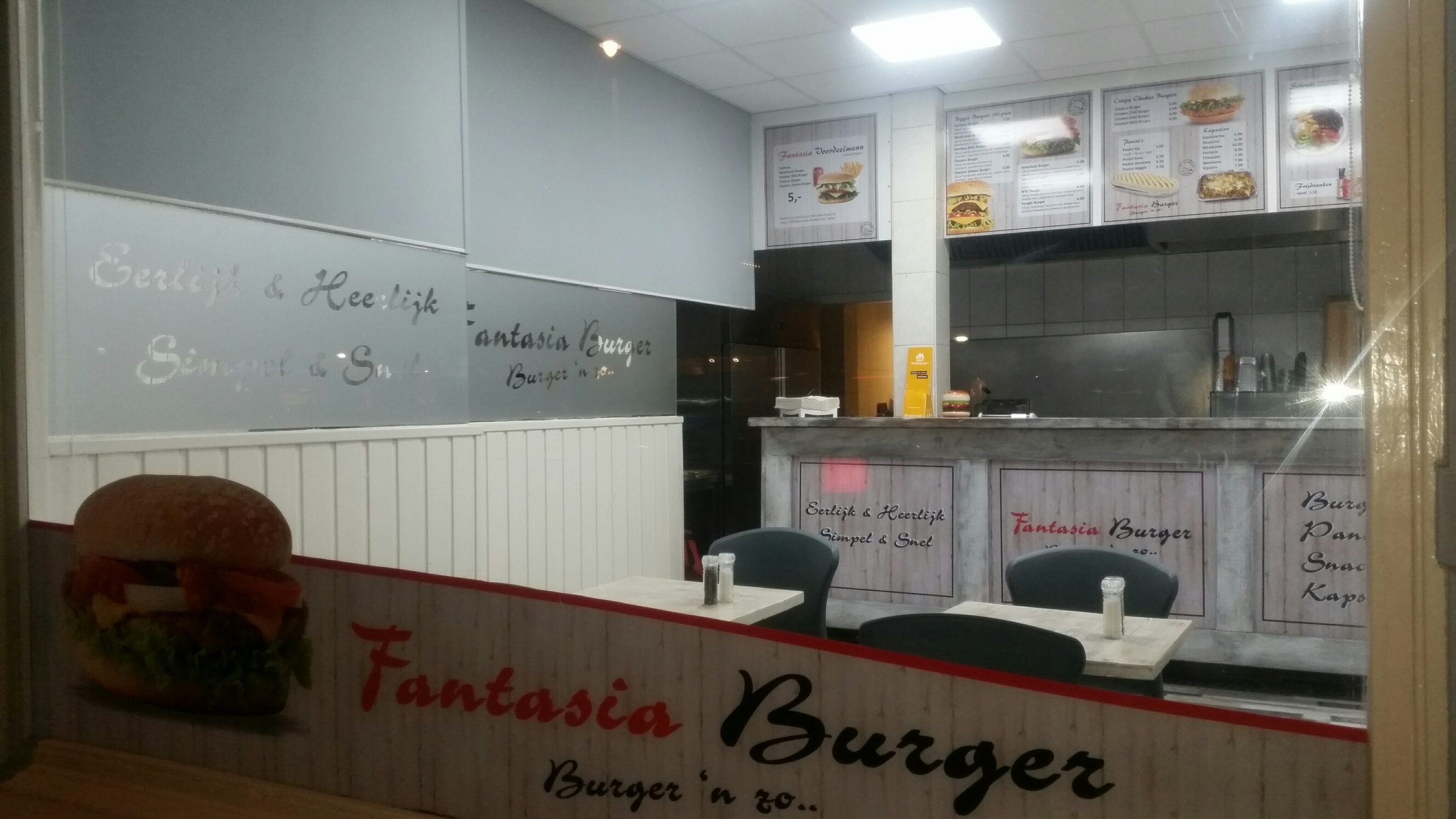 Interieur Fantasia Burger Amsterdam