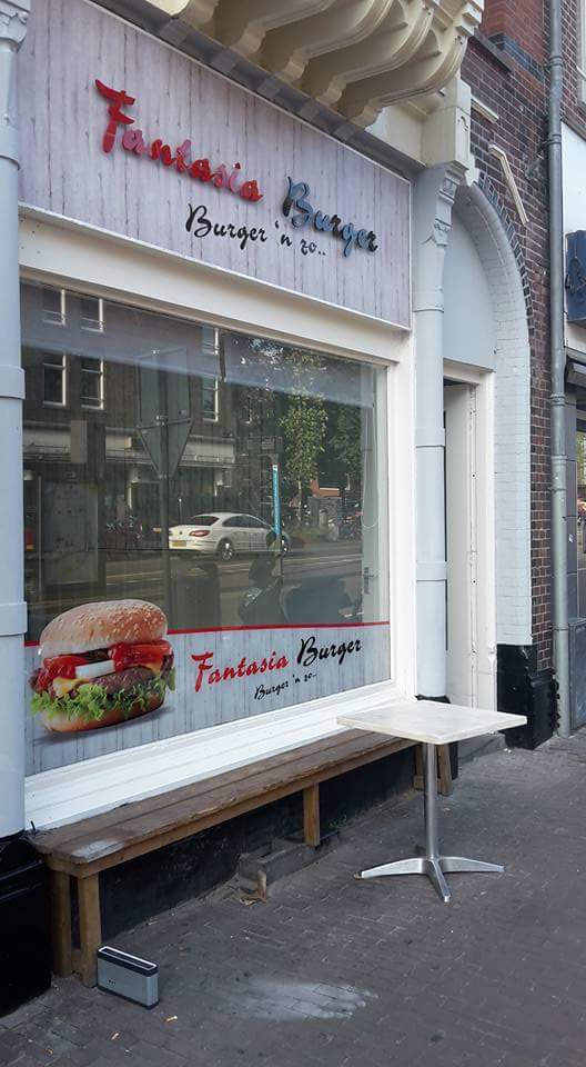 Exterieur Fantasia Burger Amsterdam